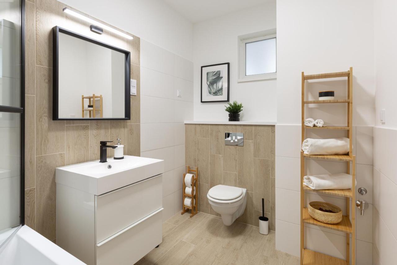 Second Home Apartment Budapest Esterno foto